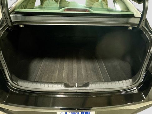 Used 2022 Hyundai Elantra SEL image 27