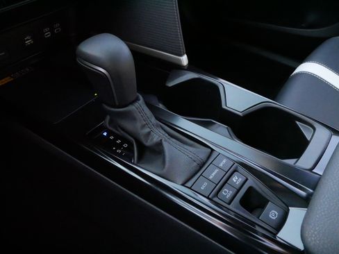 Certified 2025 Toyota Camry SE FWD image 24