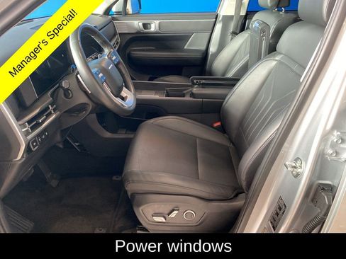 Used 2025 Hyundai Santa Fe SEL AWD/4WD image 8