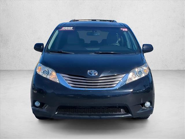 Used 2015 Toyota Sienna XLE w/ XLE Navigation Package FWD image 2