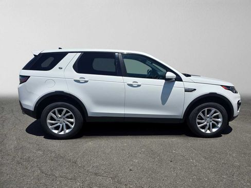 Used 2016 Land Rover Discovery Sport HSE AWD/4WD image 2
