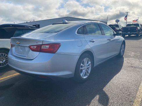 Used 2018 Chevrolet Malibu LT FWD image 10
