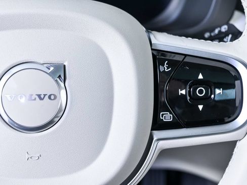 Used 2026 Volvo XC60 B5 Ultra w/ Protection Package Premier AWD/4WD image 13