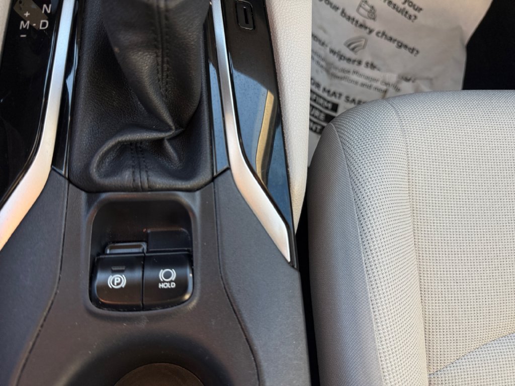 Certified 2025 Toyota Corolla Cross L AWD/4WD image 37