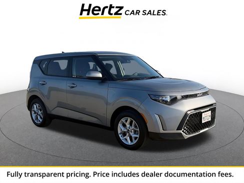 Used 2025 Kia Soul LX w/ LX Technology Package FWD image 1