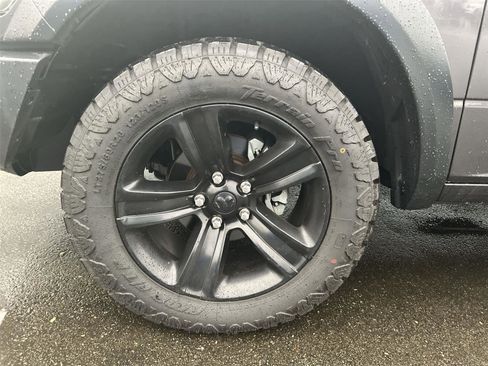 Used 2021 RAM 1500 Classic Warlock image 9