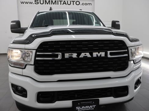 Used 2024 RAM 2500 Big Horn w/ Sport Appearance Package image 21