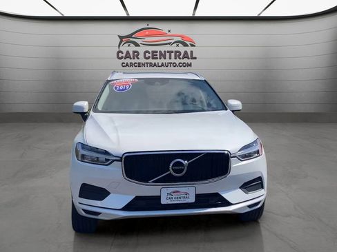 Used 2019 Volvo XC60 T6 Momentum w/ Premium Package AWD/4WD image 8