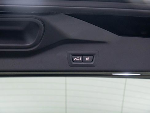 Used 2023 BMW X5 M50i w/ Executive Package image 33