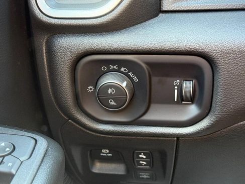 Used 2025 RAM 1500 Big Horn AWD/4WD image 21