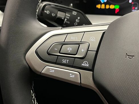 New 2026 Volkswagen Tiguan SE AWD/4WD image 27