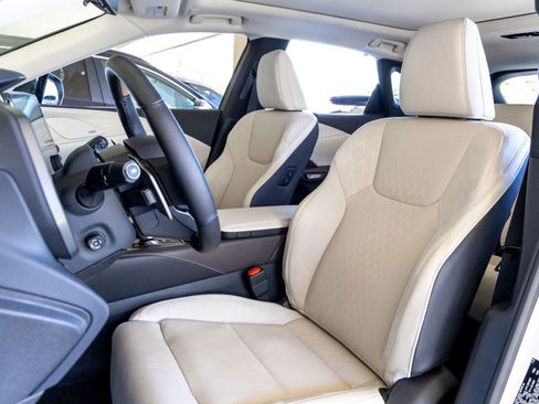 Used 2026 Lexus RX 450h AWD w/ Convenience Package image 15