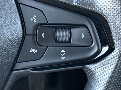 Certified 2023 Chevrolet Bolt EUV LT image 20