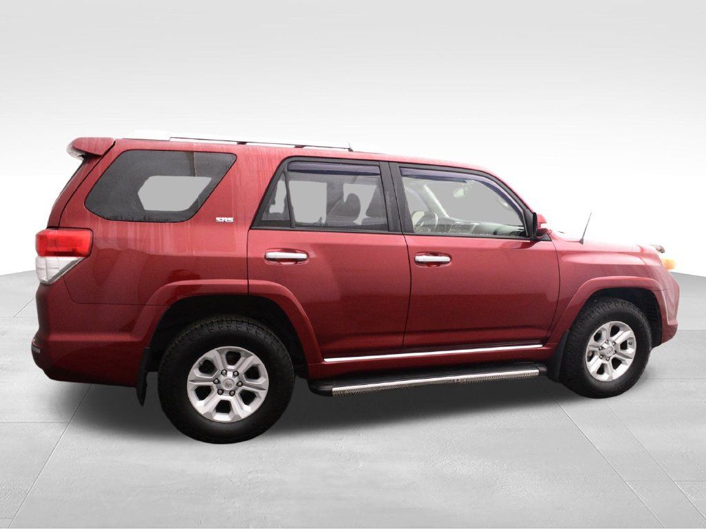 Used 2013 Toyota 4Runner SR5 w/ Convenience Pkg AWD/4WD image 4