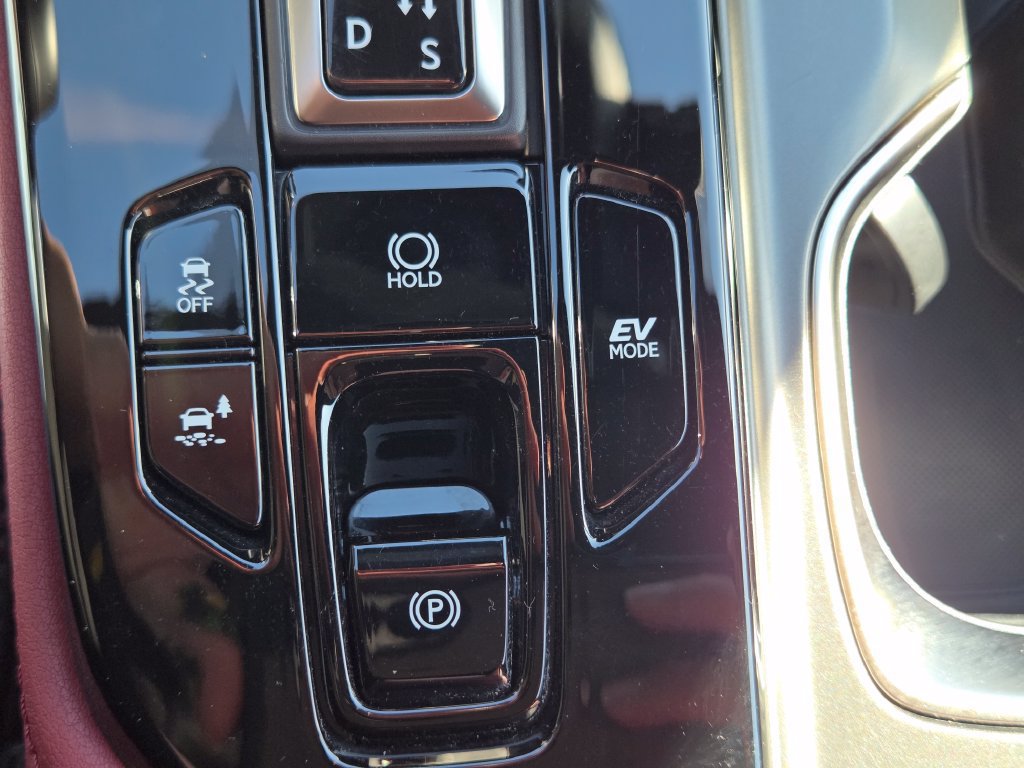 Certified 2025 Lexus NX 350h AWD w/ Accessory Package (2T) image 13