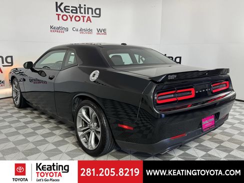 Used 2021 Dodge Challenger R/T image 6