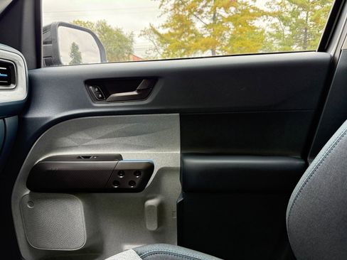 New 2025 Ford Maverick XLT w/ XLT Luxury Package image 63