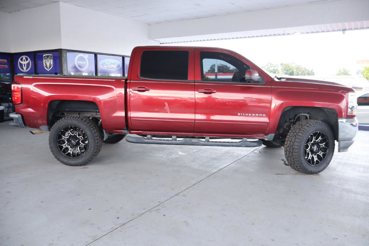 Used 2017 Chevrolet Silverado 1500 LT w/ Trailering Package RWD image 6