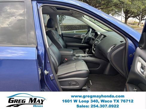 Used 2019 Nissan Pathfinder SL FWD image 35