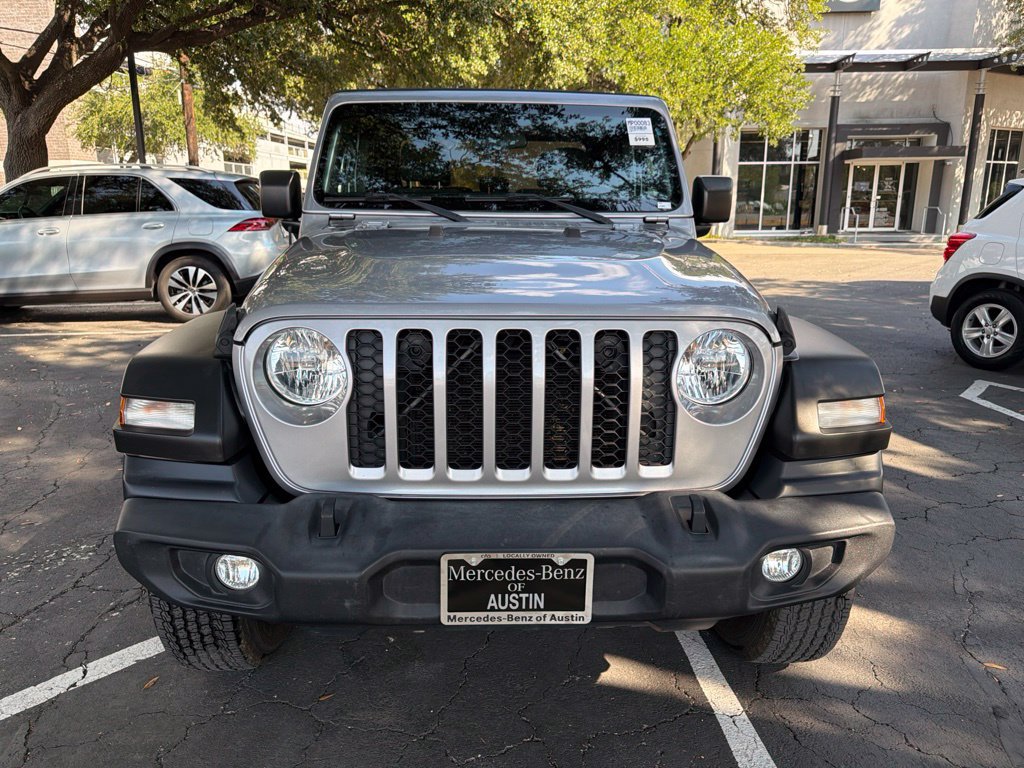 Used 2020 Jeep Gladiator Sport w/ Quick Order Package 24S AWD/4WD image 2