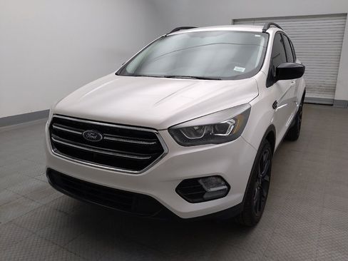 Used 2019 Ford Escape SE FWD image 15