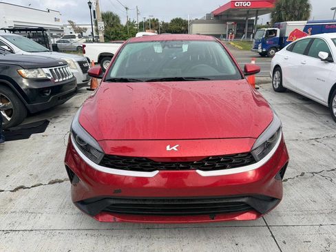 Used 2023 Kia Forte LXS image 1