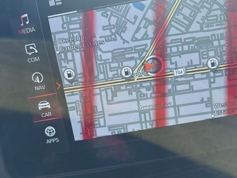 Used 2023 BMW 530i w/ Premium Package image 2