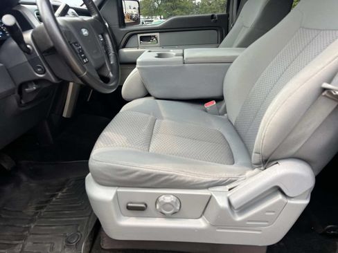 Used 2011 Ford F150 XLT w/ XLT Chrome Pkg AWD/4WD image 13
