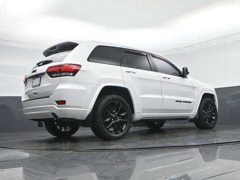 Used 2020 Jeep Grand Cherokee Altitude image 57