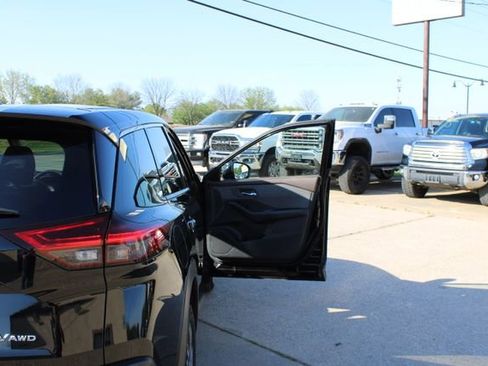 Used 2021 Nissan Rogue SV AWD/4WD image 38