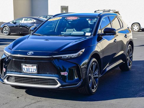 Certified 2023 Toyota bZ4X Limited image 3