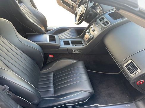 Used 2016 Aston Martin DB9 GT image 21