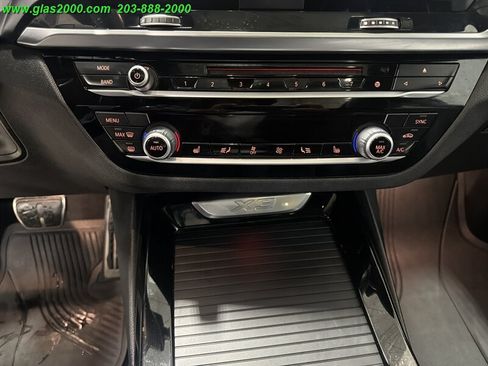 Used 2019 BMW X3 xDrive30i w/ M Sport Package 2 AWD/4WD image 32