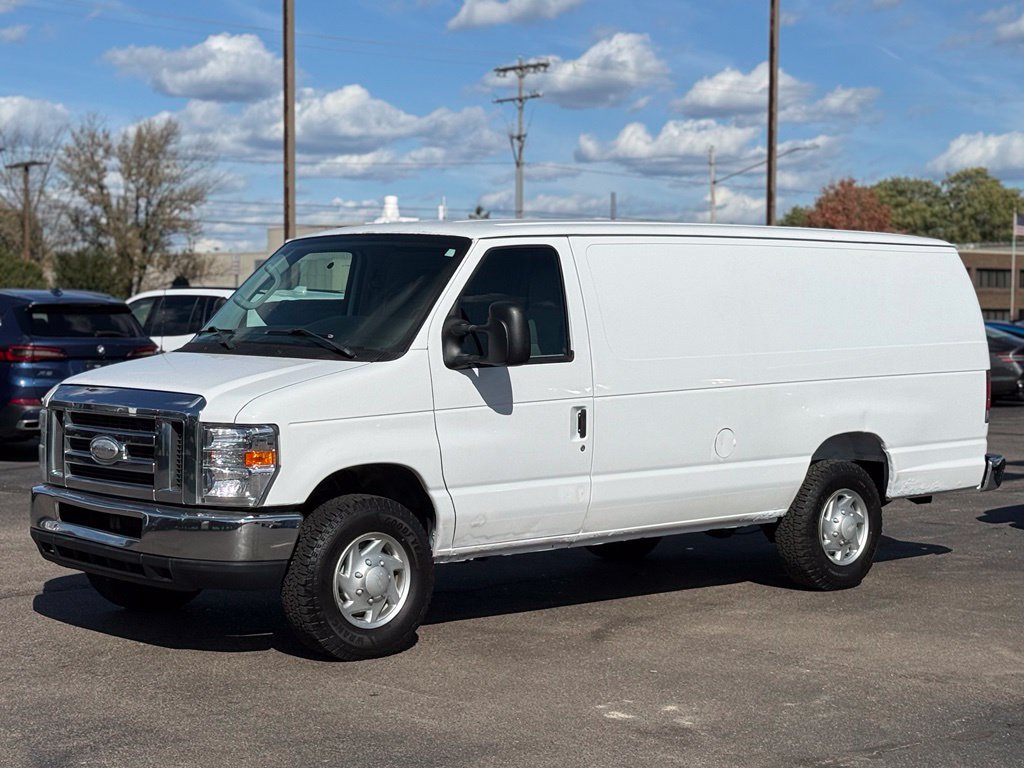 Used 2014 Ford E-350 and Econoline 350 Extended Super Duty RWD image 40