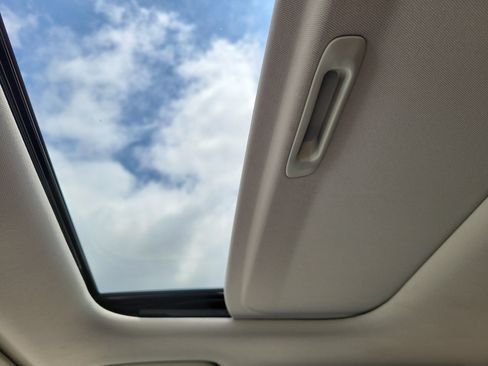 Used 2025 Kia Seltos EX w/ EX Sunroof Package FWD image 21