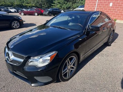 Used 2014 Mercedes-Benz E 350 4MATIC Coupe image 1