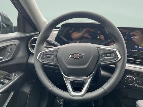 New 2026 Chevrolet Trax ACTIV w/ Driver Confidence Package FWD image 24
