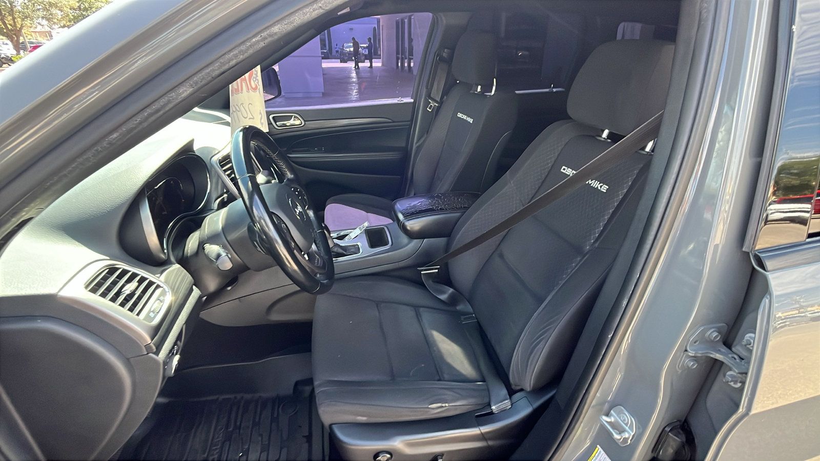 Used 2021 Jeep Grand Cherokee Freedom Edition RWD image 10