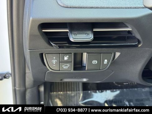 Used 2023 Kia EV6 Wind image 15