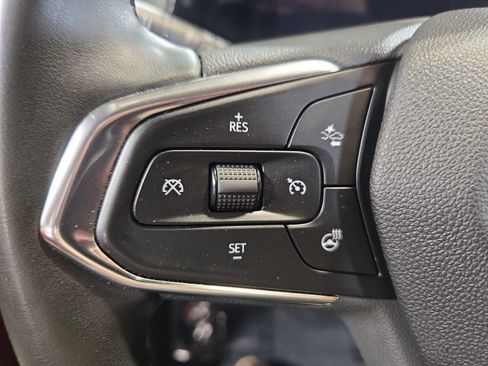 Used 2024 Chevrolet Trax LT w/ Driver Confidence Package FWD image 19