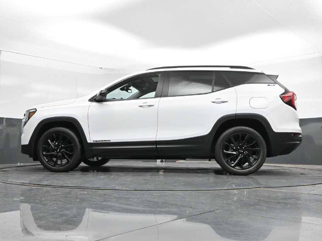 Used 2024 GMC Terrain SLT w/ Elevation Edition AWD/4WD image 45