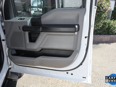 Used 2018 Ford F550 2WD Crew Cab Super Duty image 38