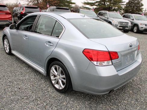 Used 2014 Subaru Legacy 2.5i Premium image 9