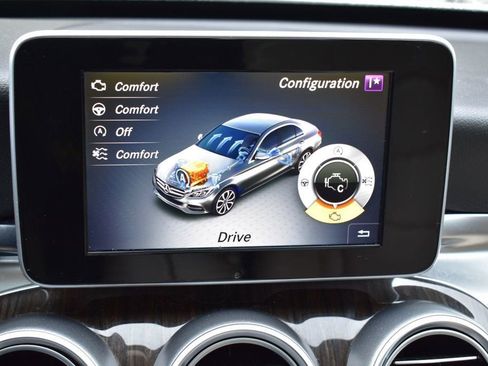 Used 2015 Mercedes-Benz C 300 Sedan image 38