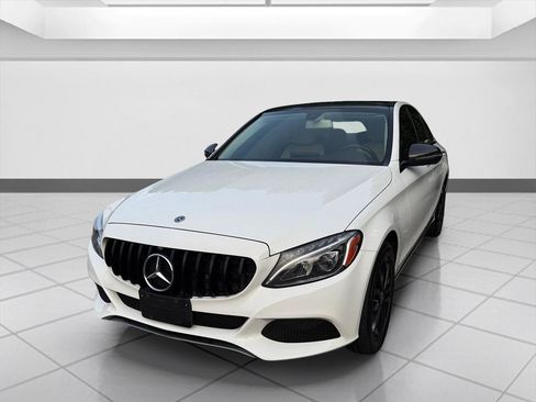 Used 2017 Mercedes-Benz C 300 4MATIC Sedan image 9