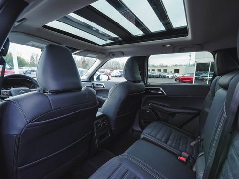 New 2026 Mitsubishi Outlander Trail Edition image 35