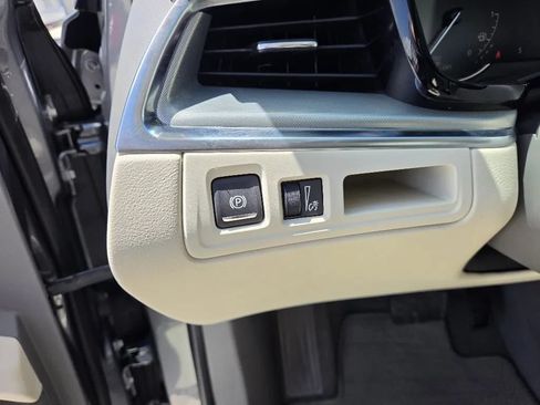Used 2021 Cadillac XT5 Premium Luxury FWD image 26