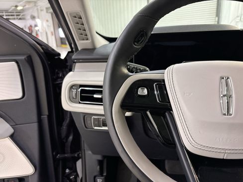 New 2026 Lincoln Aviator Reserve image 14