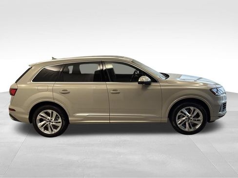 Used 2024 Audi Q7 3.0T Premium Plus AWD/4WD image 6