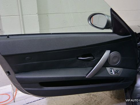 Used 2004 BMW Z4 2.5i image 7